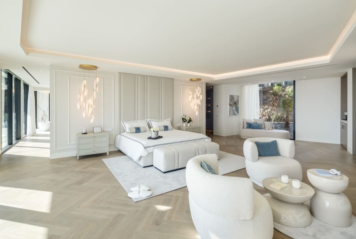 El Unico an iconic curved luxury villa in La Zagaleta Marbella presented by MDR Luxury Homes V9A2917 El Unico an iconic curved luxury villa in La Zagaleta Marbella presented by MDR Luxury Homes