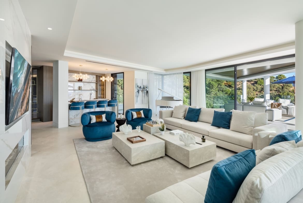 El Unico an iconic curved luxury villa in La Zagaleta Marbella presented by MDR Luxury Homes V9A3343 El Unico an iconic curved luxury villa in La Zagaleta Marbella presented by MDR Luxury Homes