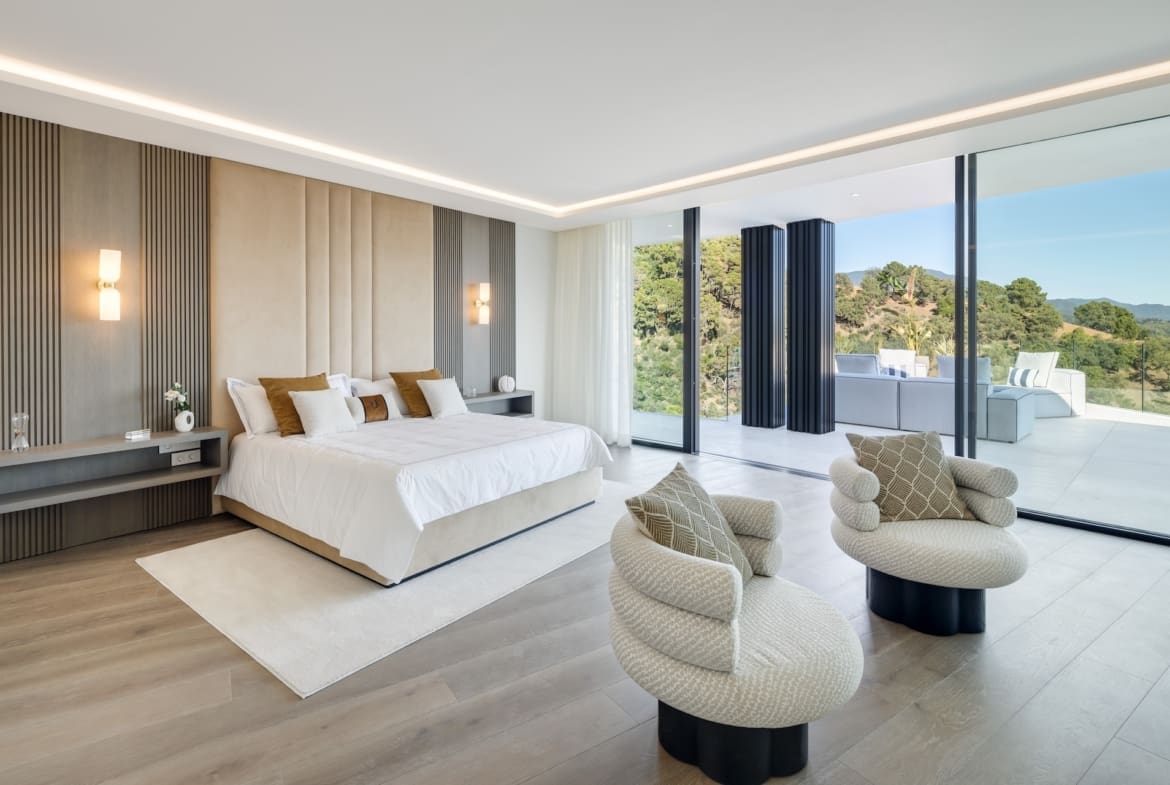 El Unico an iconic curved luxury villa in La Zagaleta Marbella presented by MDR Luxury Homes V9A3845 El Unico an iconic curved luxury villa in La Zagaleta Marbella presented by MDR Luxury Homes