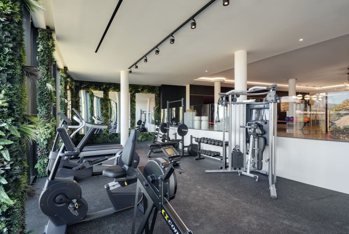 El Unico an iconic curved luxury villa in La Zagaleta Marbella presented by MDR Luxury Homes V9A3986 El Unico an iconic curved luxury villa in La Zagaleta Marbella presented by MDR Luxury Homes