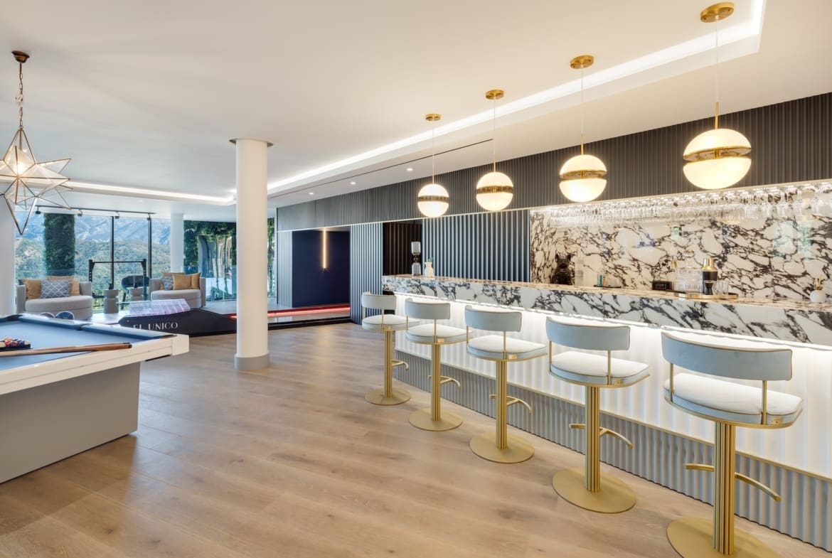 El Unico an iconic curved luxury villa in La Zagaleta Marbella presented by MDR Luxury Homes V9A4056 El Unico an iconic curved luxury villa in La Zagaleta Marbella presented by MDR Luxury Homes