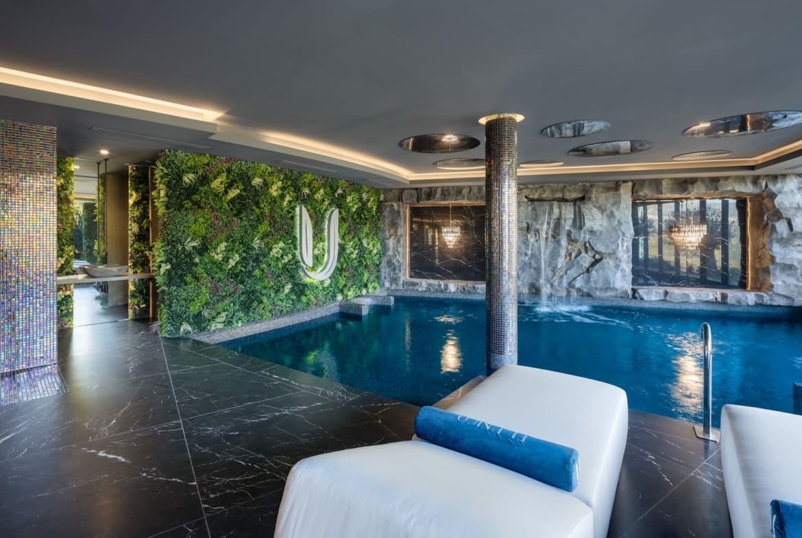 El Unico an iconic curved luxury villa in La Zagaleta Marbella presented by MDR Luxury Homes V9A4131 El Unico an iconic curved luxury villa in La Zagaleta Marbella presented by MDR Luxury Homes