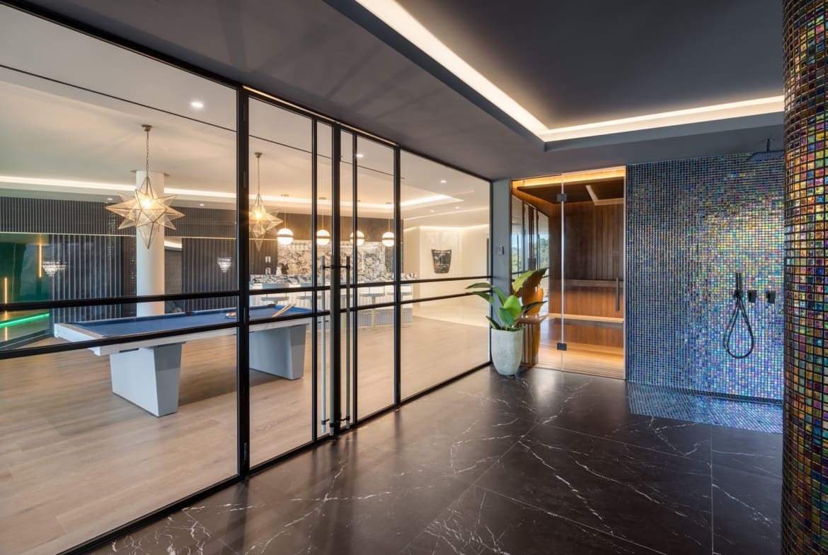 El Unico an iconic curved luxury villa in La Zagaleta Marbella presented by MDR Luxury Homes V9A4177 El Unico an iconic curved luxury villa in La Zagaleta Marbella presented by MDR Luxury Homes