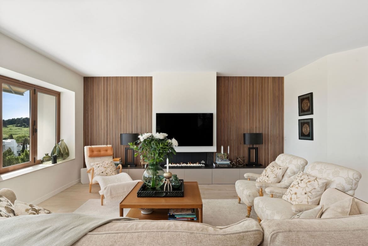 Frontline golf luxury Penthouse Alcoves Del Golf_12 by MDR panoramic views and elegant living in Nueva Andalucía Costa del Sol Frontline Golf Luxury Penthouse in Alcores del Golf by MDR – panoramic views and elegant living in Nueva Andalucía, Costa del Sol.