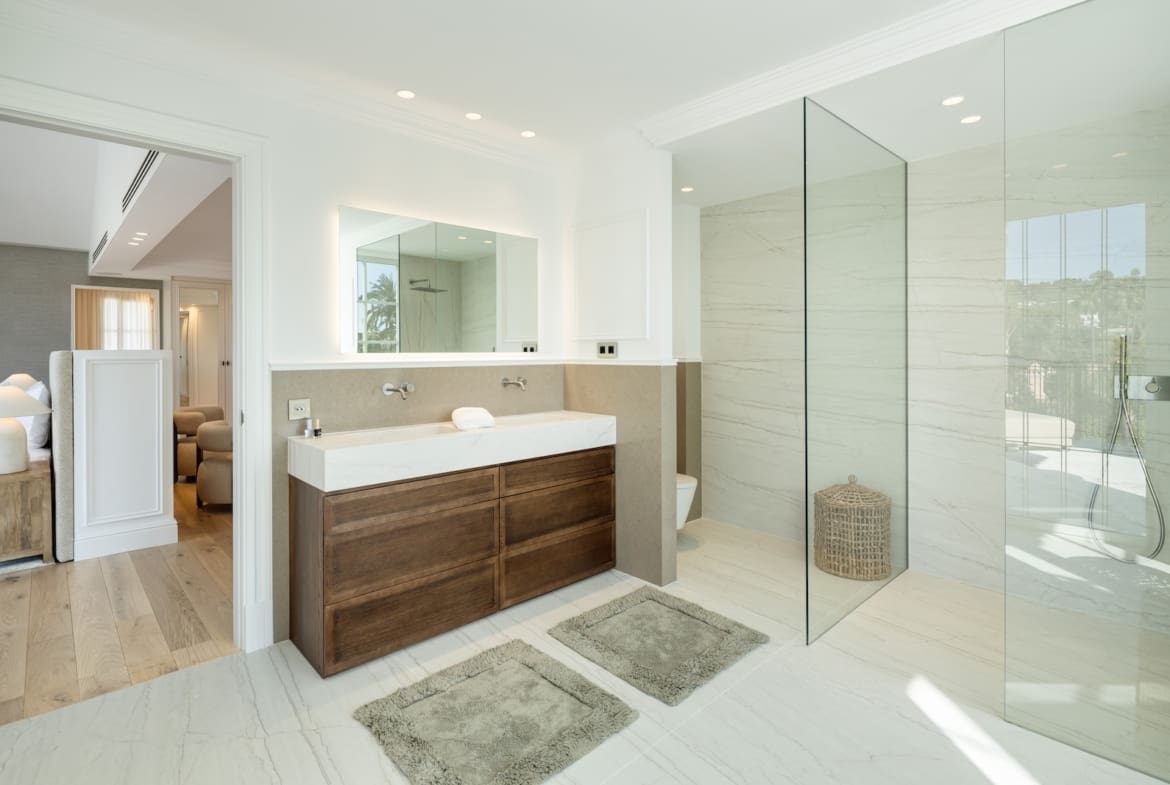 Luxury villa for sale in Nueva Andalucía Villa Karina by MDR Luxury Homes