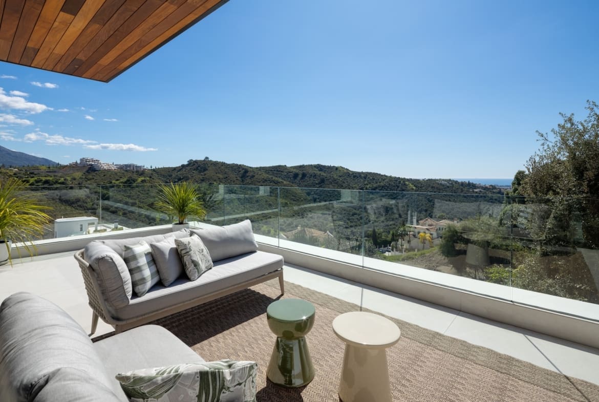 Luxury villa with panoramic sea views in Lomas de La Quinta 19 Benahavís MDR Luxury Homes