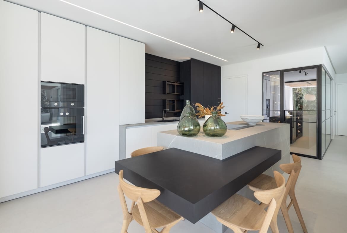 Luxury villa with panoramic sea views in Lomas de La Quinta 19 Benahavís MDR Luxury Homes