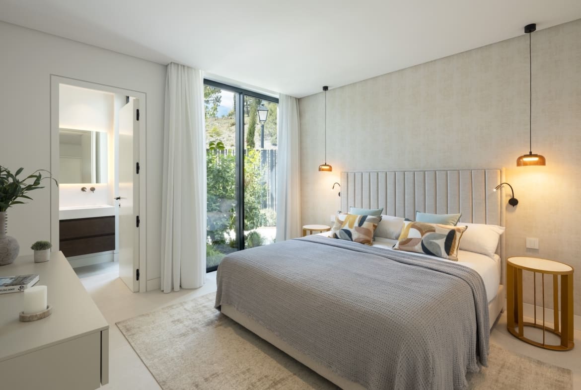 Luxury villa with panoramic sea views in Lomas de La Quinta 19 Benahavís MDR Luxury Homes