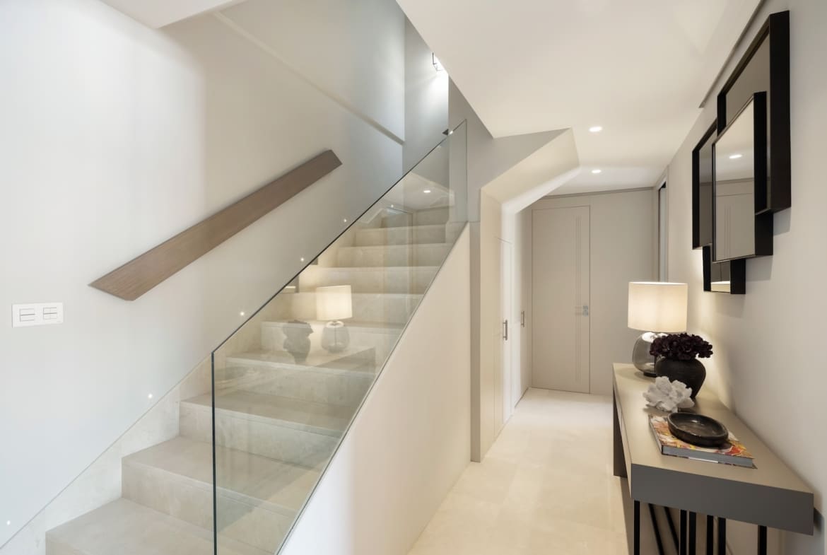 Marismas 1 luxury duplex apartment for sale on Marbella Golden Mile – presented by MDR Luxury Homes