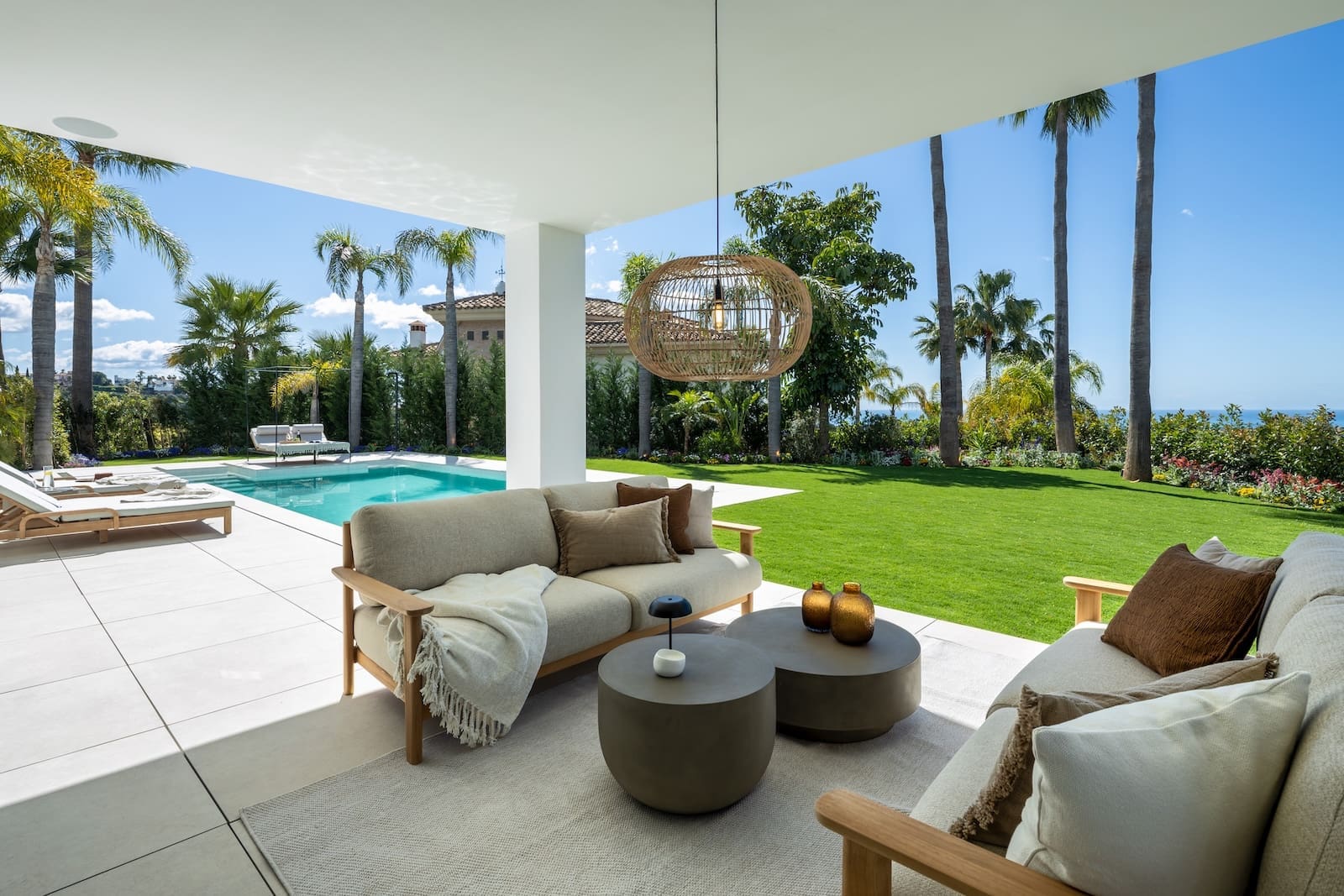 Villa Fortuna in Los Arqueros modern luxury villa with sea views pool and smart tech listed by MDR Luxury Homes 19 Villa Fortuna in Los Arqueros – modern luxury villa with sea views, pool and smart tech, listed by MDR Luxury Homes.