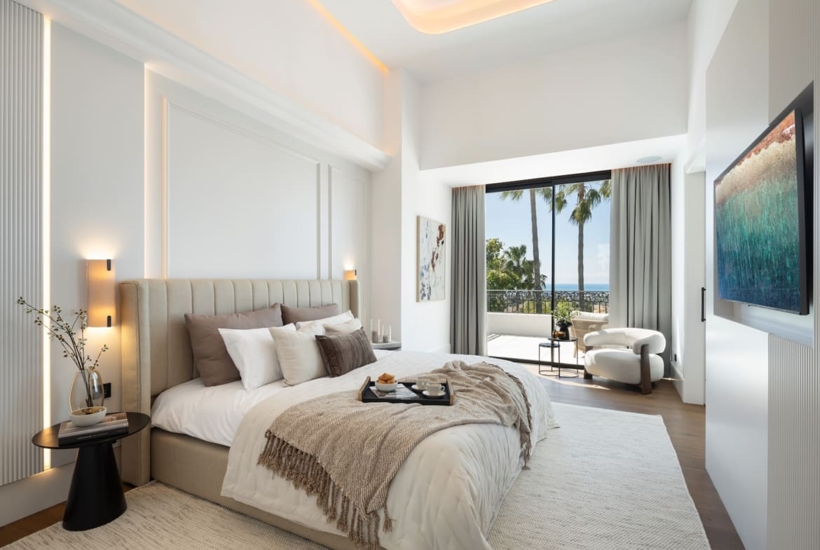 Villa Fortuna in Los Arqueros – modern luxury villa with sea views, pool and smart tech, listed by MDR Luxury Homes.