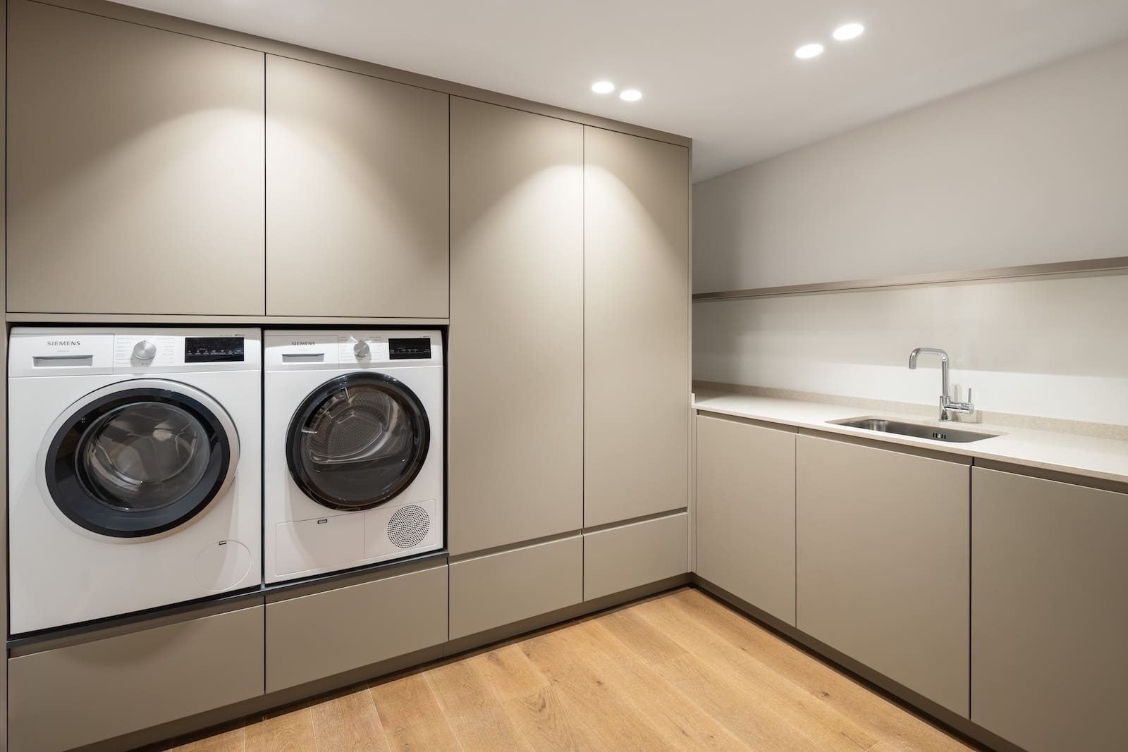 Villa Fortuna in Los Arqueros modern luxury villa with sea views pool and smart tech listed by MDR Luxury Homes 36 Villa Fortuna in Los Arqueros – modern luxury villa with sea views, pool and smart tech, listed by MDR Luxury Homes.