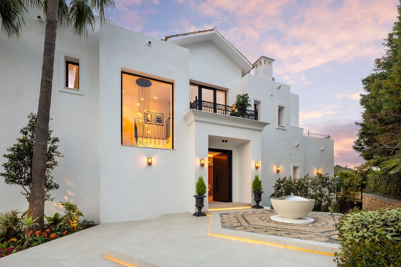 Villa Fortuna in Los Arqueros modern luxury villa with sea views pool and smart tech listed by MDR Luxury Homes 39 Villa Fortuna in Los Arqueros – modern luxury villa with sea views, pool and smart tech, listed by MDR Luxury Homes.