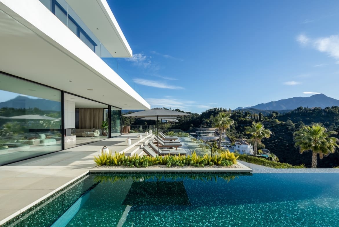 Villa Sienna - Modern Luxury Designed Villa in El Madroñal by MDR Luxury Homes