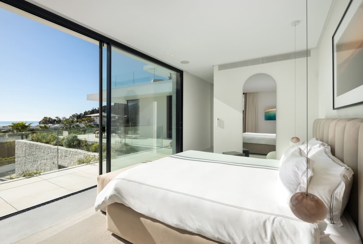 Villa Sienna - Modern Luxury Designed Villa in El Madroñal by MDR Luxury Homes