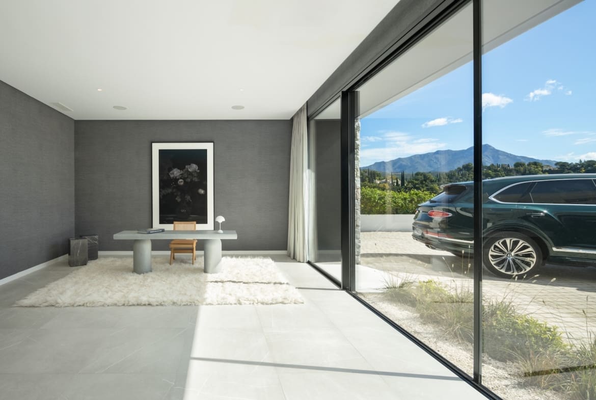 Villa Sienna - Modern Luxury Designed Villa in El Madroñal by MDR Luxury Homes