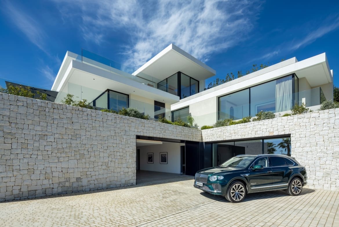 Villa Sienna - Modern Luxury Designed Villa in El Madroñal by MDR Luxury Homes