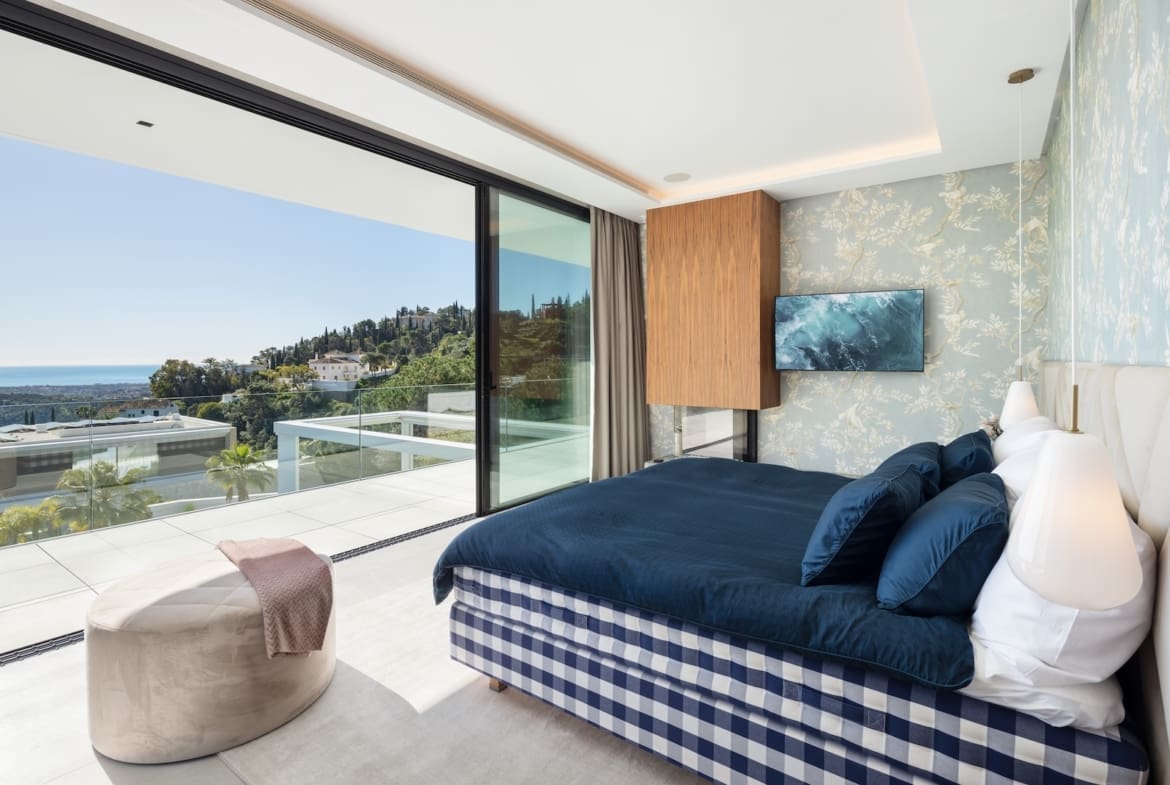 Villa Sienna - Modern Luxury Designed Villa in El Madroñal by MDR Luxury Homes