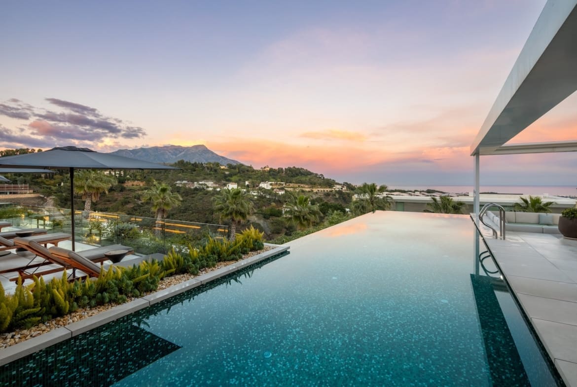 Villa Sienna - Modern Luxury Designed Villa in El Madroñal by MDR Luxury Homes