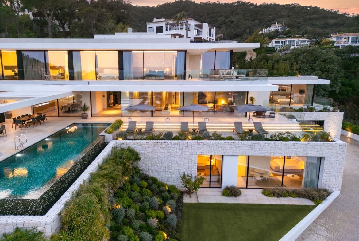 Villa Sienna - Modern Luxury Designed Villa in El Madroñal by MDR Luxury Homes