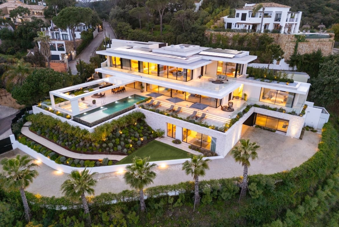 Villa Sienna - Modern Luxury Designed Villa in El Madroñal by MDR Luxury Homes