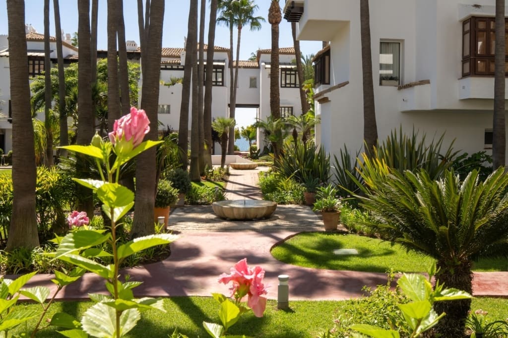 Granados 12 luxury apartment in Puente Romano by MDR 18 | MDR Luxury Homes Granados 12 luxury apartment in Puente Romano by MDR