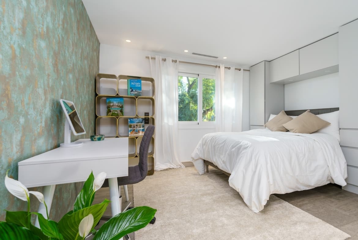 Renovated villa Nueva Andalucía with guesthouse MDR Luxury Homes