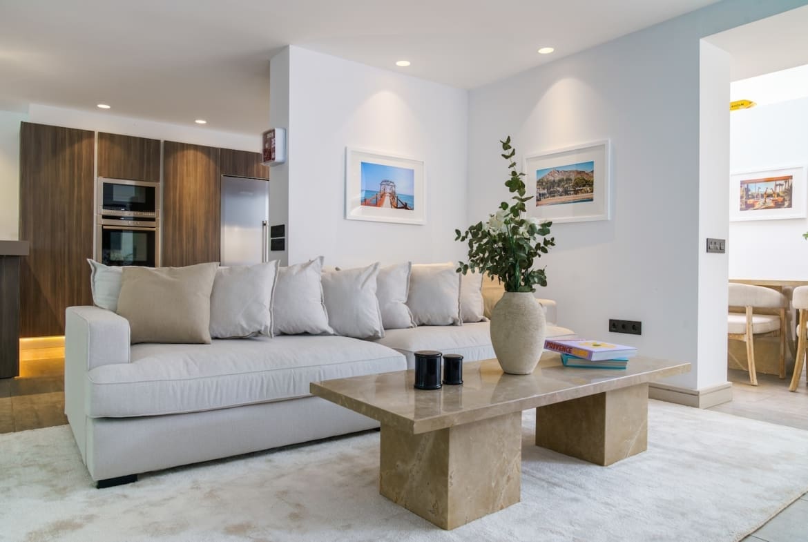 Renovated villa Nueva Andalucía with guesthouse MDR Luxury Homes