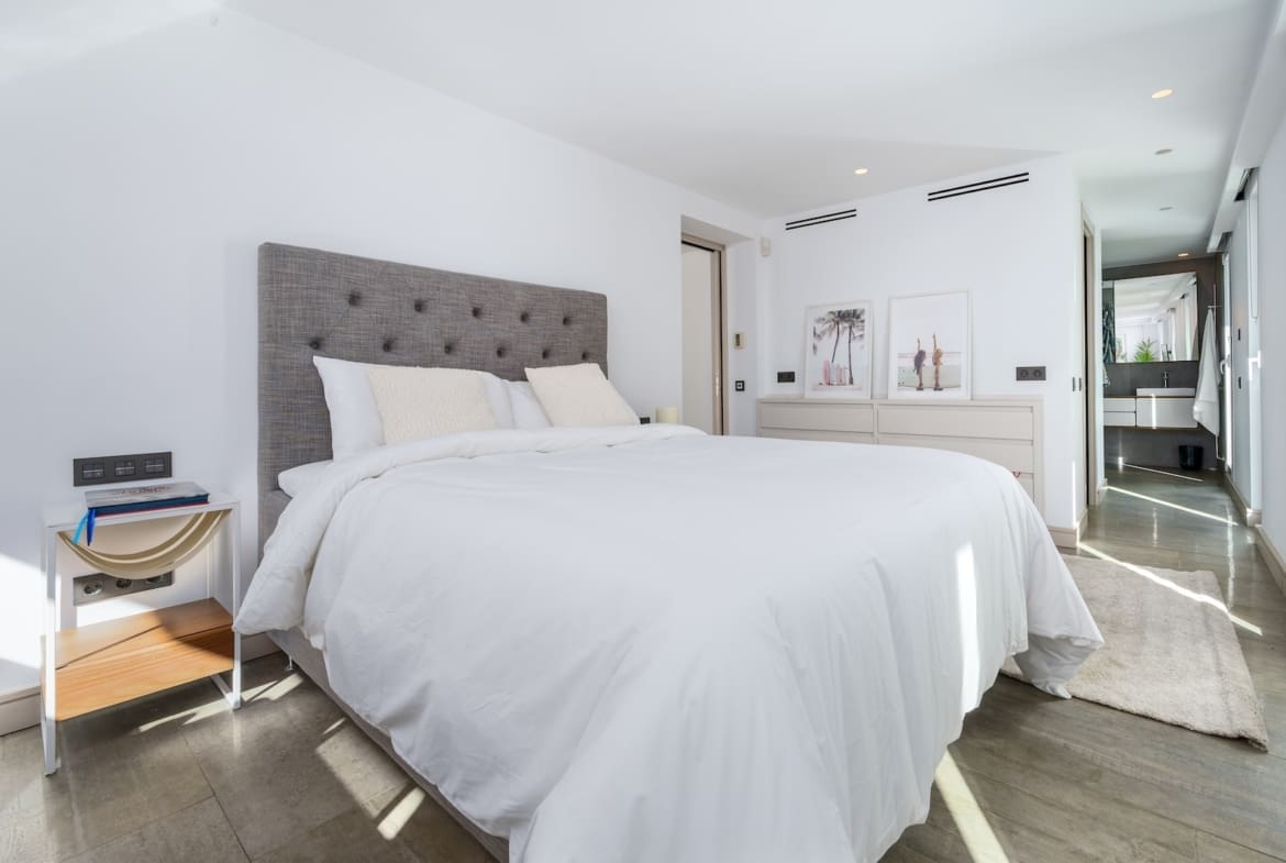 Renovated villa Nueva Andalucía with guesthouse MDR Luxury Homes