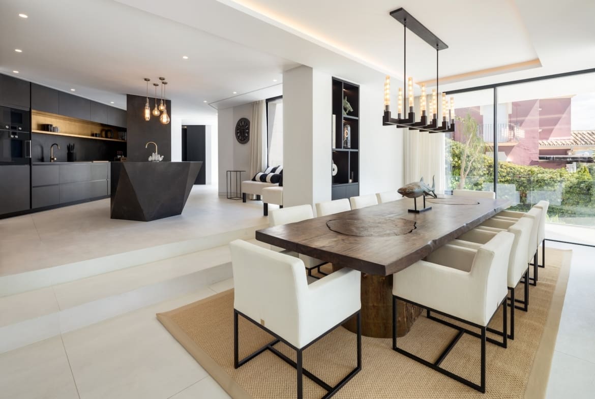 Villa La Toca Luxury sea view villa in El Herrojo Alto Benahavis by MDR