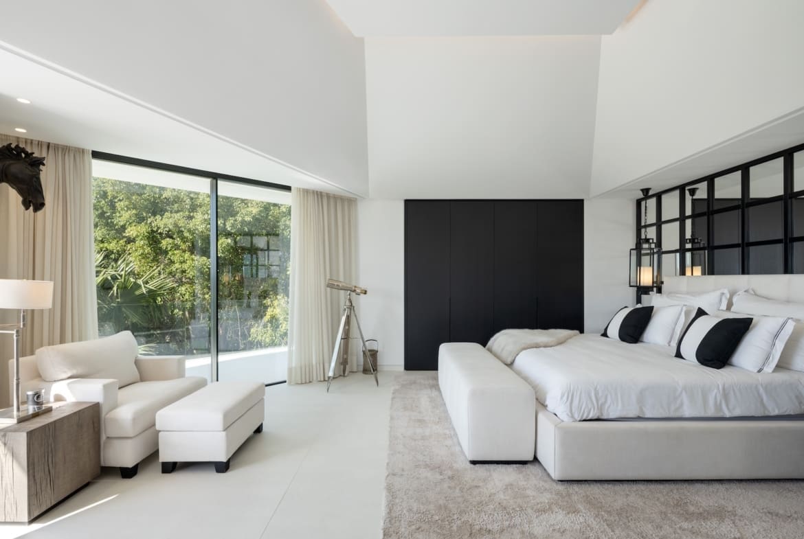 Villa La Toca Luxury sea view villa in El Herrojo Alto Benahavis by MDR