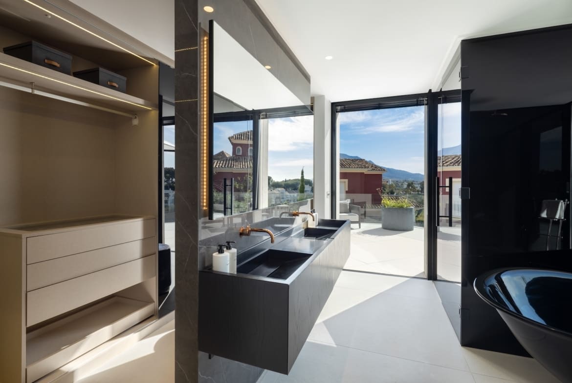 Villa La Toca Luxury sea view villa in El Herrojo Alto Benahavis by MDR