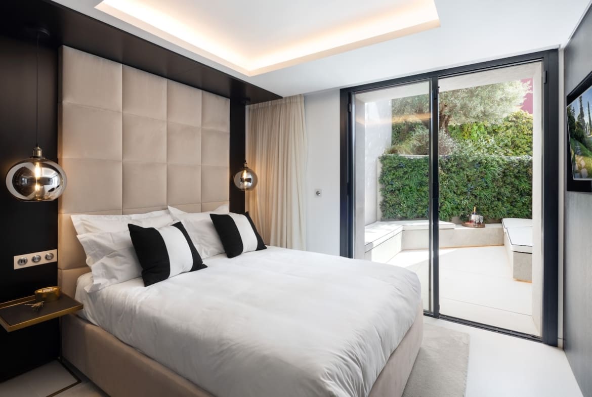 Villa La Toca Luxury sea view villa in El Herrojo Alto Benahavis by MDR