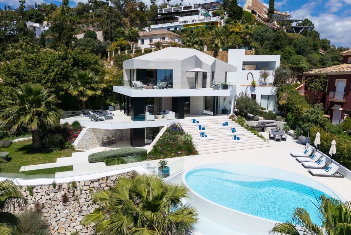 Villa La Toca Luxury sea view villa in El Herrojo Alto Benahavis by MDR