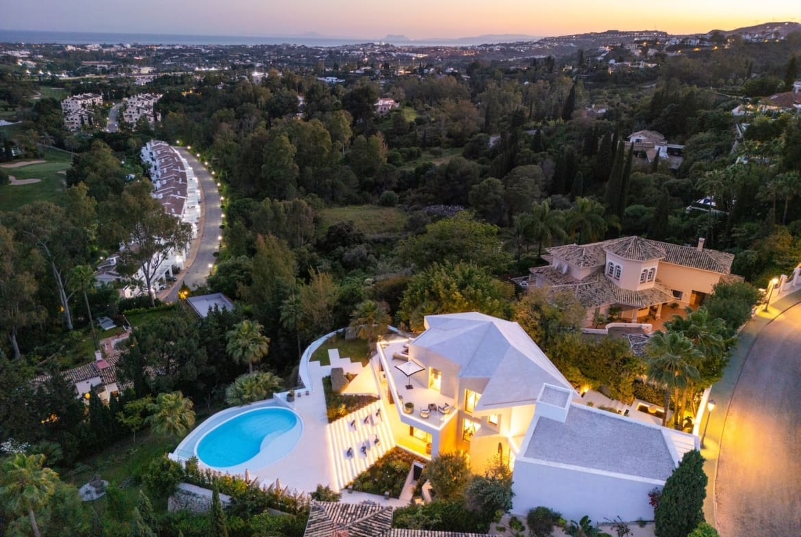 Villa La Toca Luxury sea view villa in El Herrojo Alto Benahavis by MDR