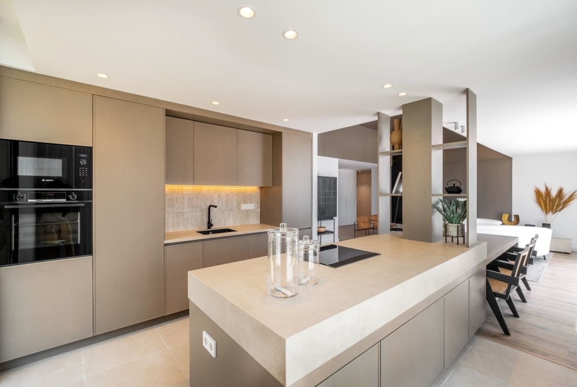 Villa Minoo luxury villa with sea views in El Paraiso Benahavis by MDR