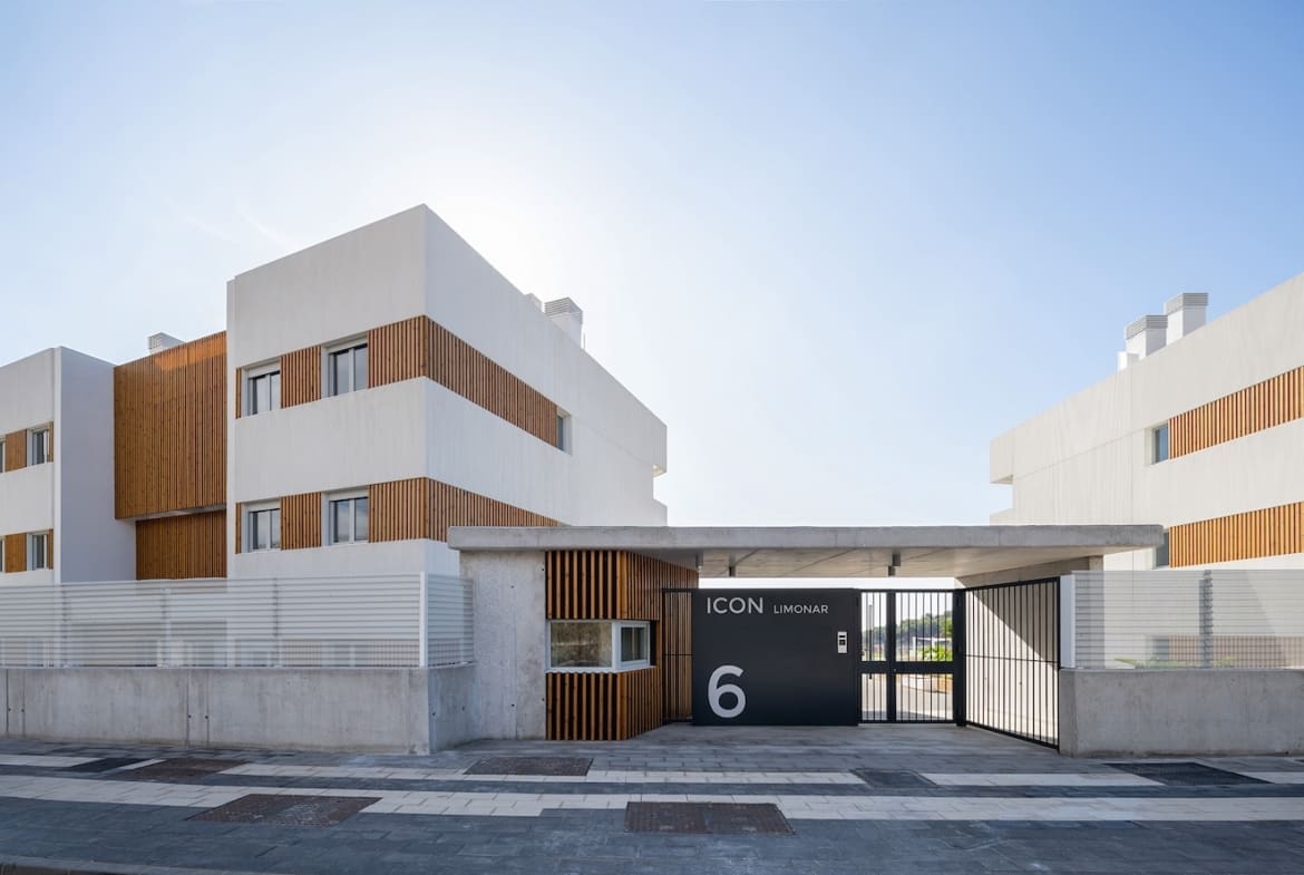 Brisa Limonar Turnkey garden apartments with sea views and energy rating A in Málaga East MDR Luxury Homes