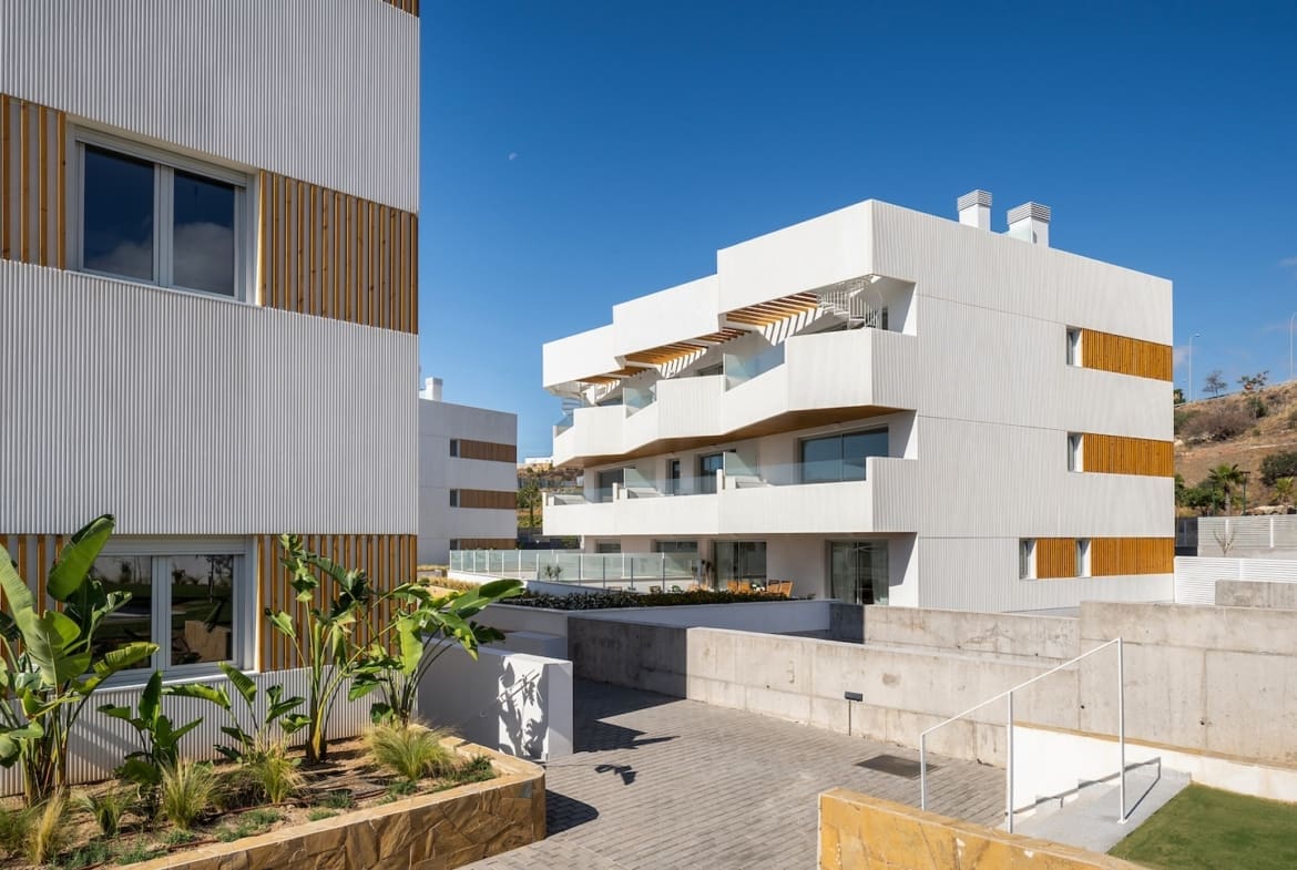Brisa Limonar Turnkey garden apartments with sea views and energy rating A in Málaga East MDR Luxury Homes