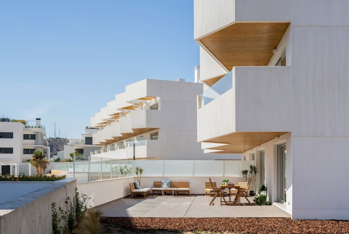 Brisa Limonar Turnkey garden apartments with sea views and energy rating A in Málaga East MDR Luxury Homes