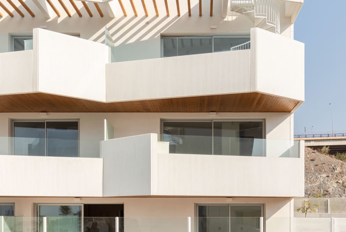 Brisa Limonar Turnkey garden apartments with sea views and energy rating A in Málaga East MDR Luxury Homes