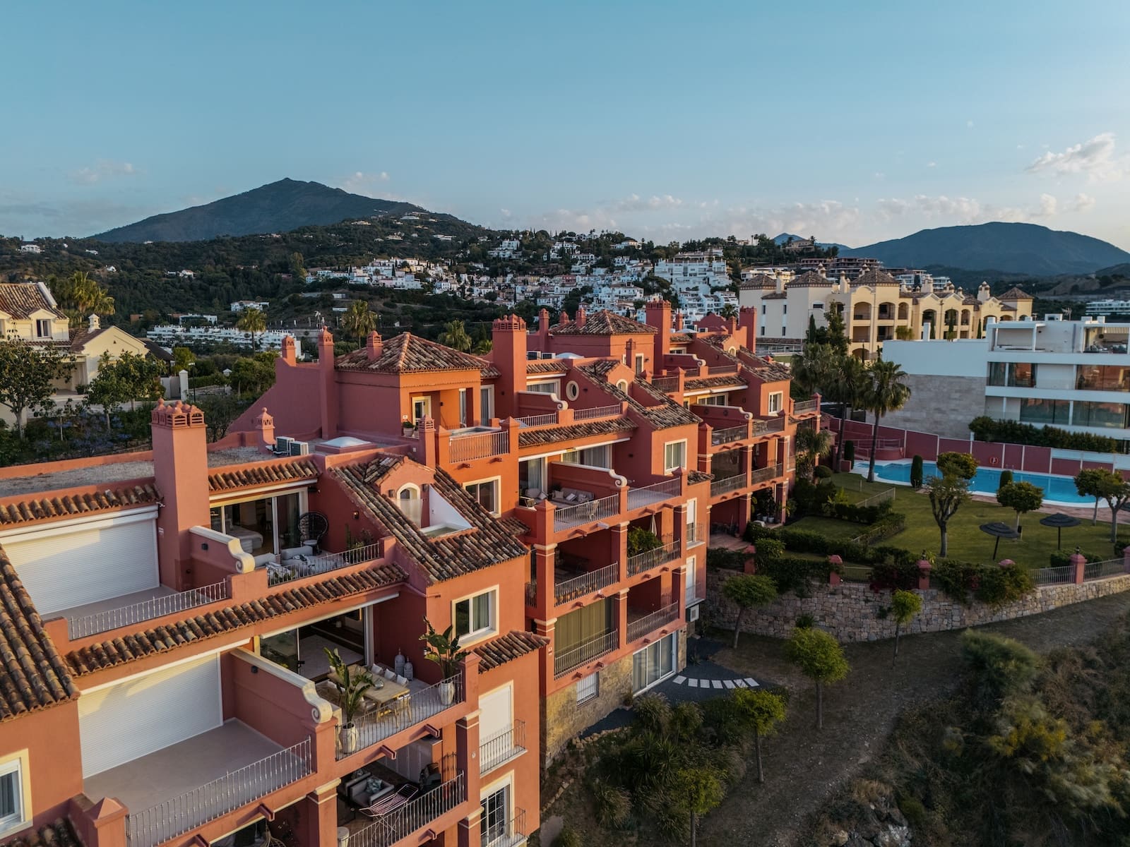 Penthouse Luzalta in Benahavís with panoramic sea views MDR Luxury Homes