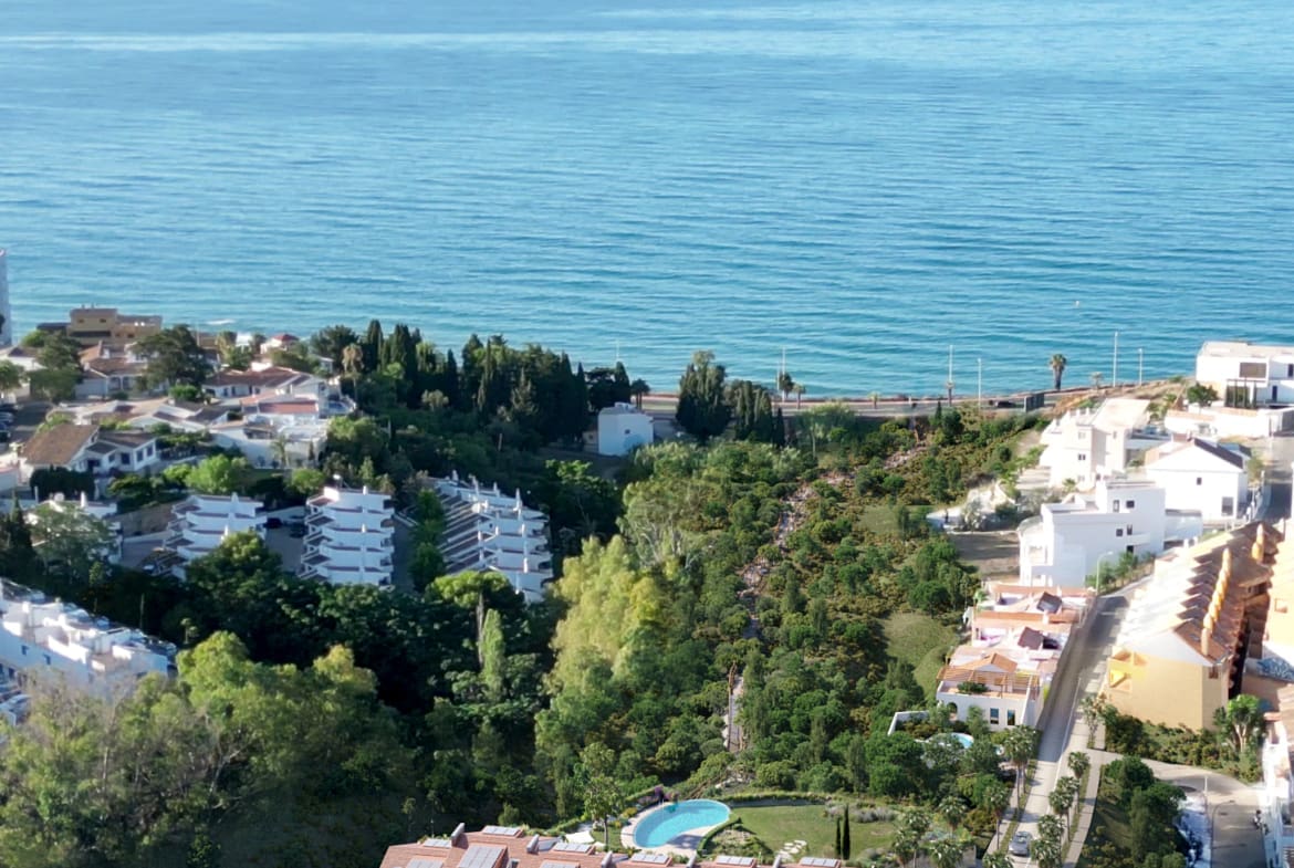 Vista Serena in Benalmádena with panoramic sea views and walking distance to the beach – MDR Luxury Homes