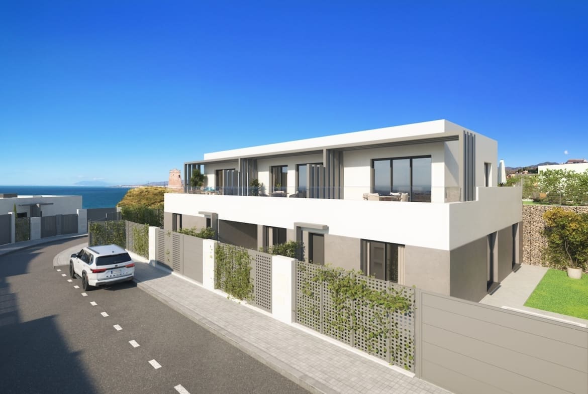 Castillo Vista Mar – sea view property for sale in Torrox Costa, MDR Luxury Homes de-Los-Lagos-Cam4_v4-1-scaled Castillo Vista Mar – modern sea view townhouses in Torrox Costa with shared infinity pool, MDR Luxury Homes