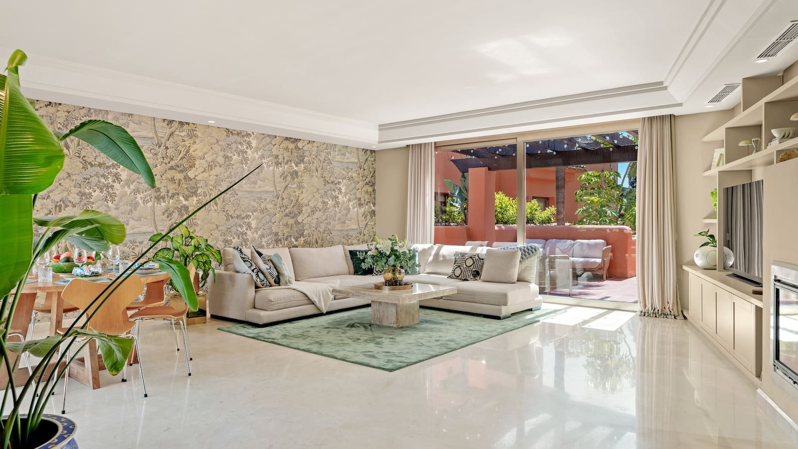 Morera Penthouse with sea view and beach access – MDR Luxury Homes