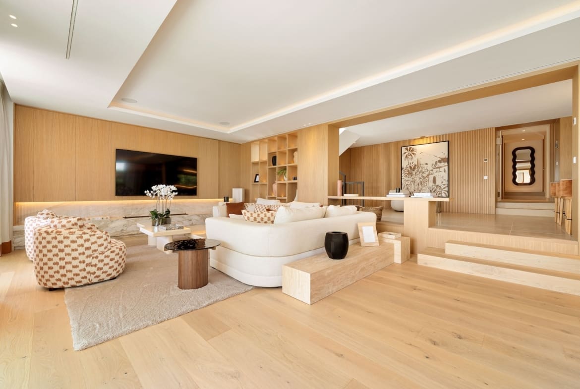 Villa Sereno Nueva Andalucía luxury villa with pool – MDR Luxury Homes