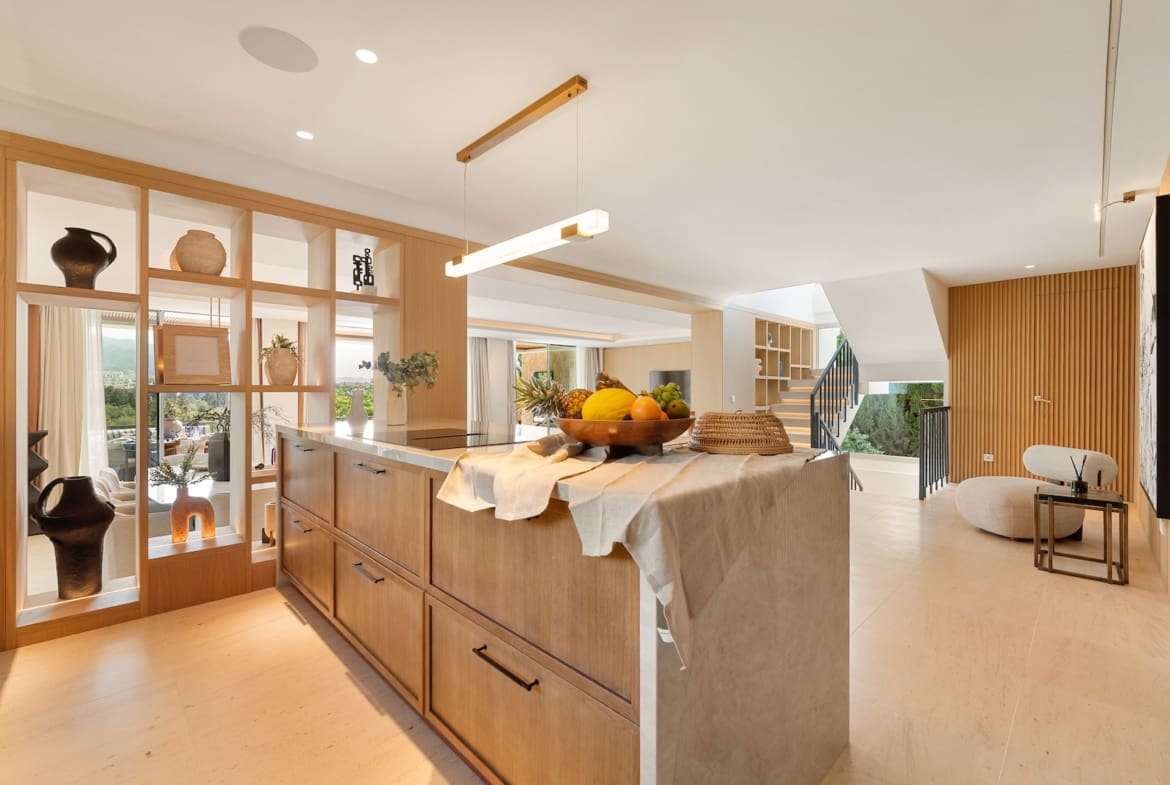 Villa Sereno Nueva Andalucía luxury villa with pool – MDR Luxury Homes