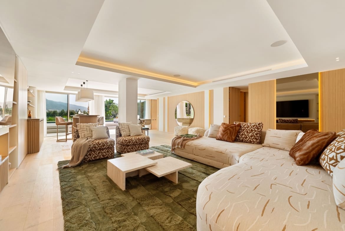 Villa Sereno Nueva Andalucía luxury villa with pool – MDR Luxury Homes