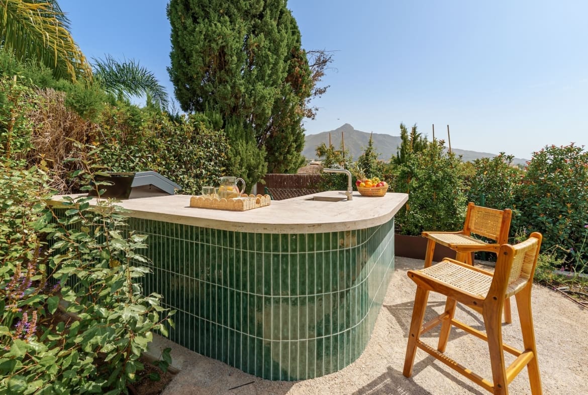 Villa Sereno Nueva Andalucía luxury villa with pool – MDR Luxury Homes