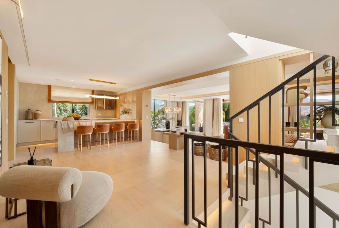 Villa Sereno Nueva Andalucía luxury villa with pool – MDR Luxury Homes