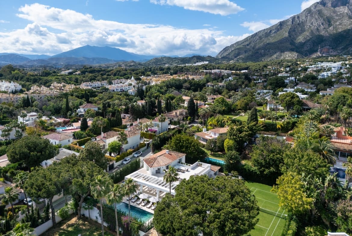 Villa Verano luxury villa Nagüeles Marbella with tennis court – MDR Luxury Homes